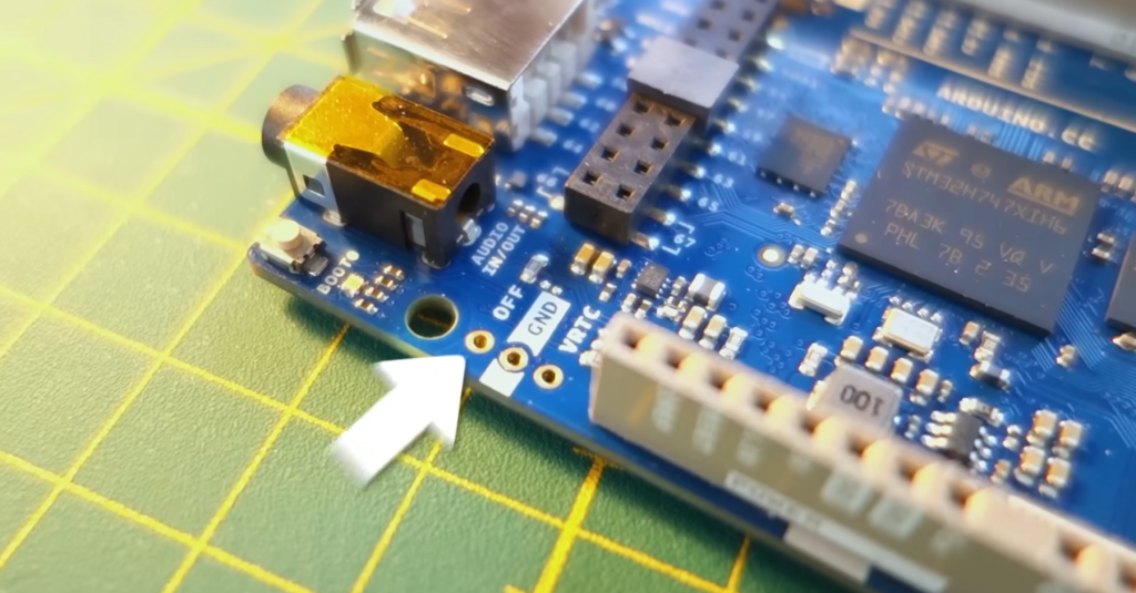 Using Arduino GIGA R1: