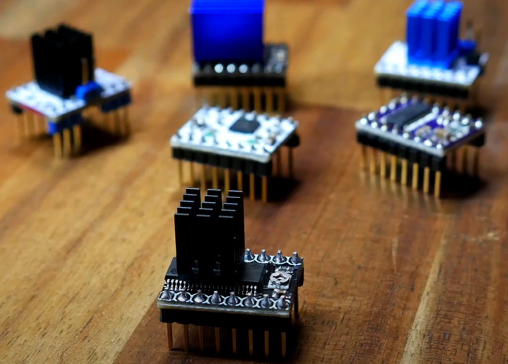 What Is the Difference Between SPI (TMC5160) and UART (TMC2209)?