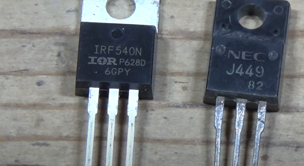 What is MOSFET?