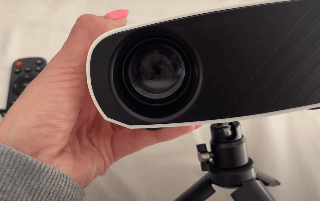 The Benefits of Using Projectors
