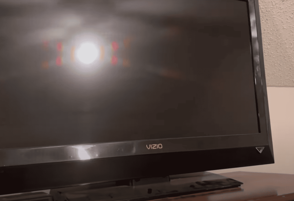 Comparing SmartCast with Traditional TV Platforms