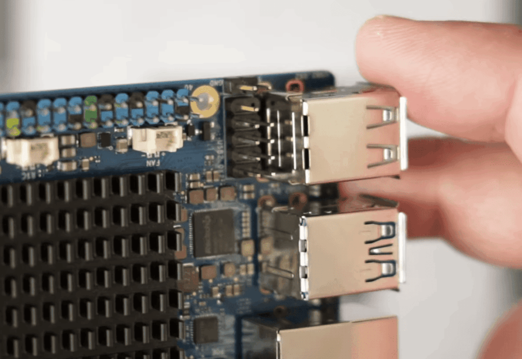 Performance & Benchmark Analysis