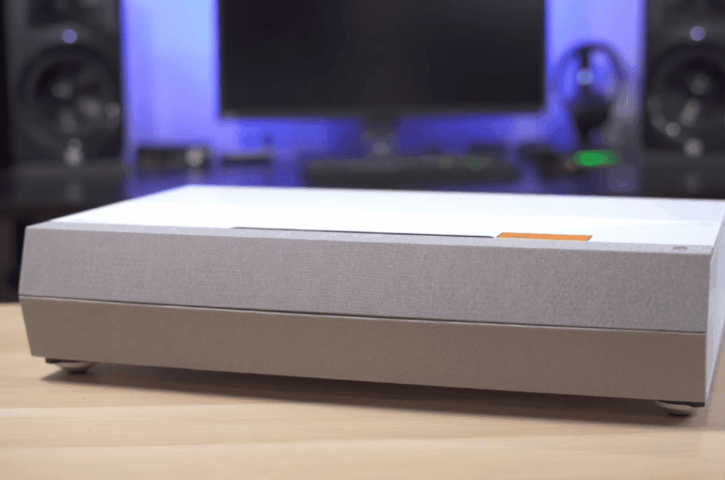 The Mechanism of Blue Light Emission in Projectors