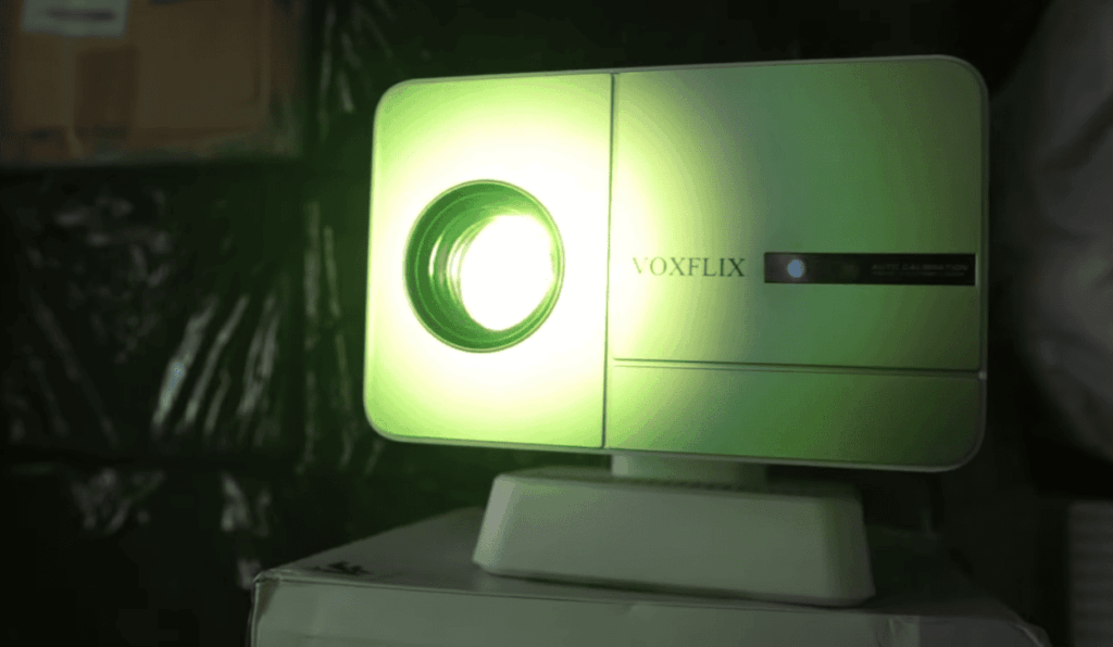 How to use a projector properly?