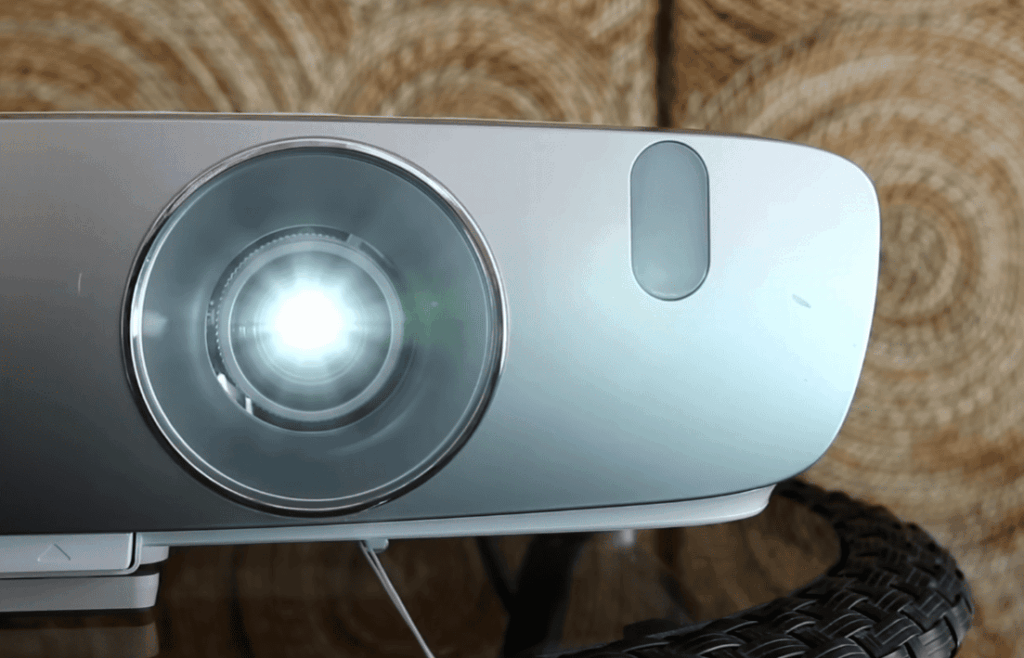 8 Reasons Why Projectors are Expensive than TVs
