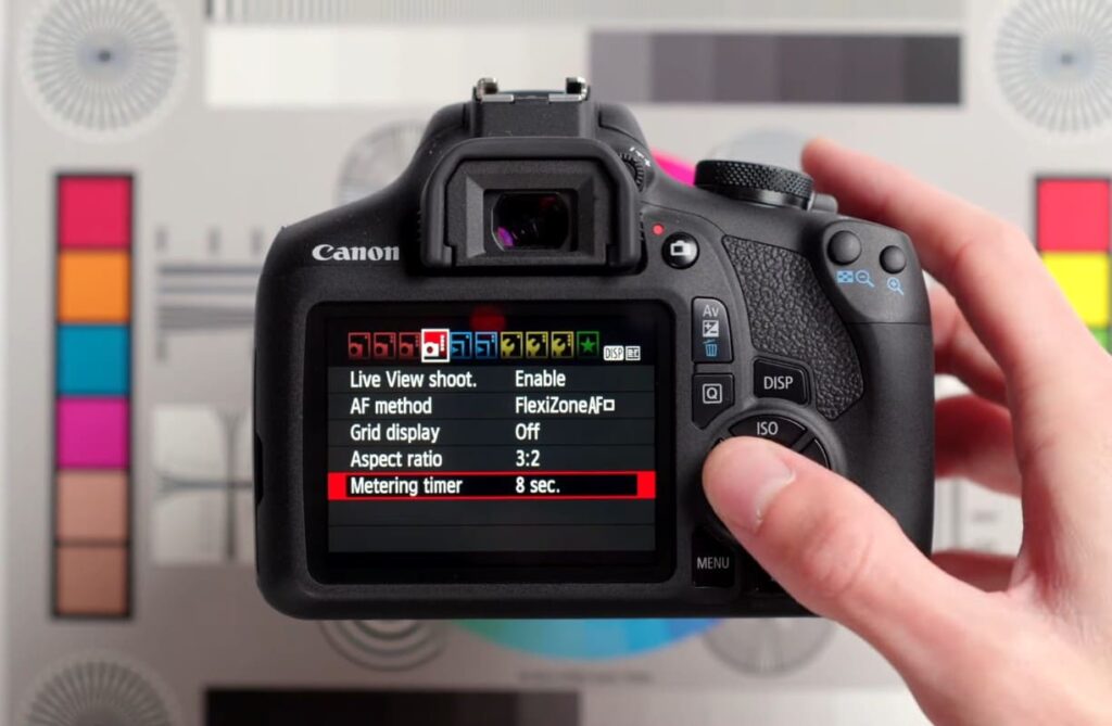 How to Turn off Flash on a Canon Camera?